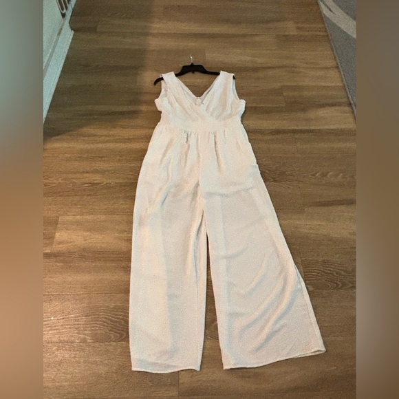 She + Sky white wide leg sleeveless jumpsuit V-neck LSY3899 - Picture 4 of 14